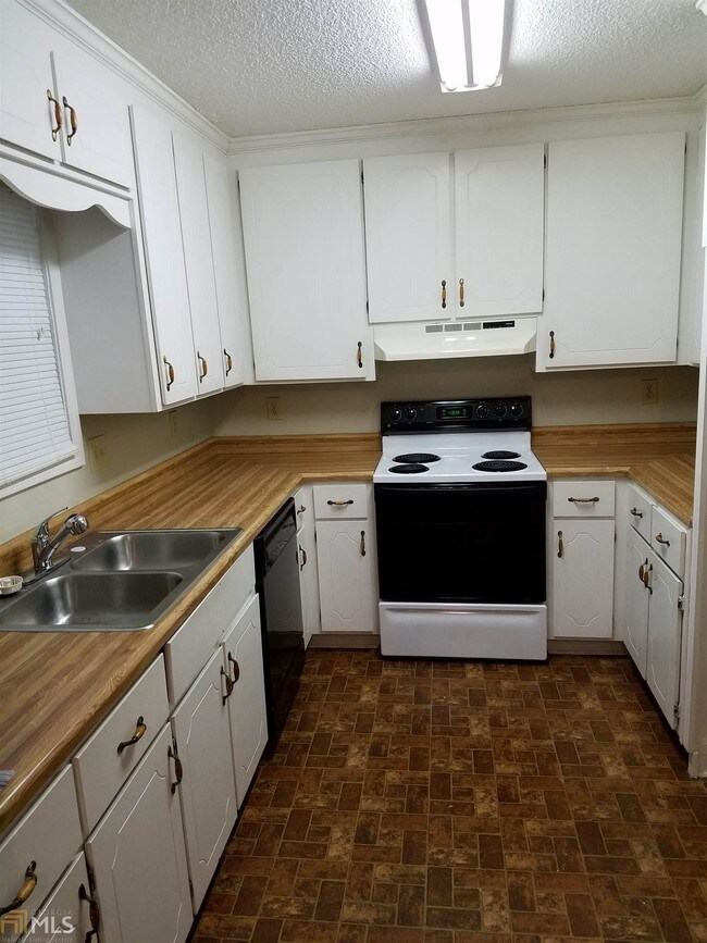 Foto del edificio - 771 Plantation Pkwy