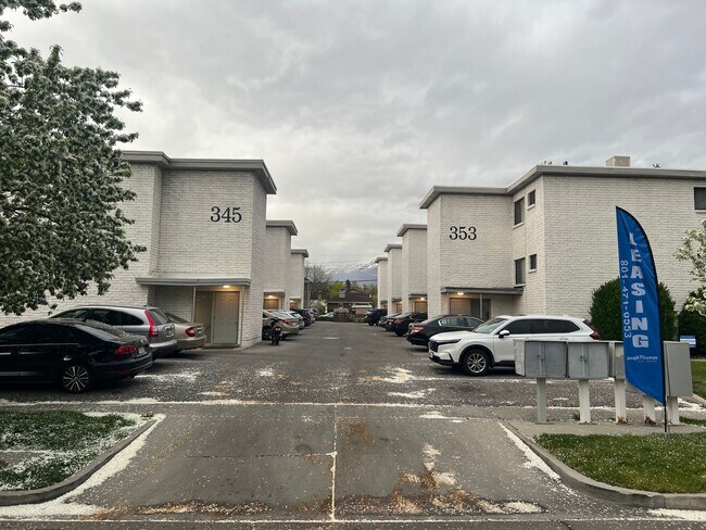 Foto del edificio - -Contract Sale-Two Bedroom Near BYU and Downtown Provo