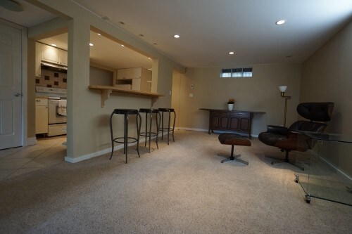 Building Photo - West Seattle Gatewood - 1 bedroom