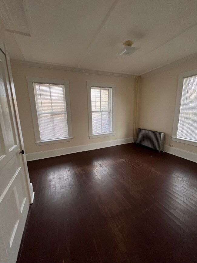 Foto del edificio - 116 N Seminary St