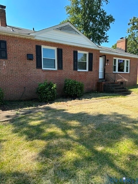 Building Photo - 3311 Lanceor Dr