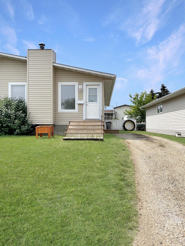 Photo principale - 12126-1295A 95A St