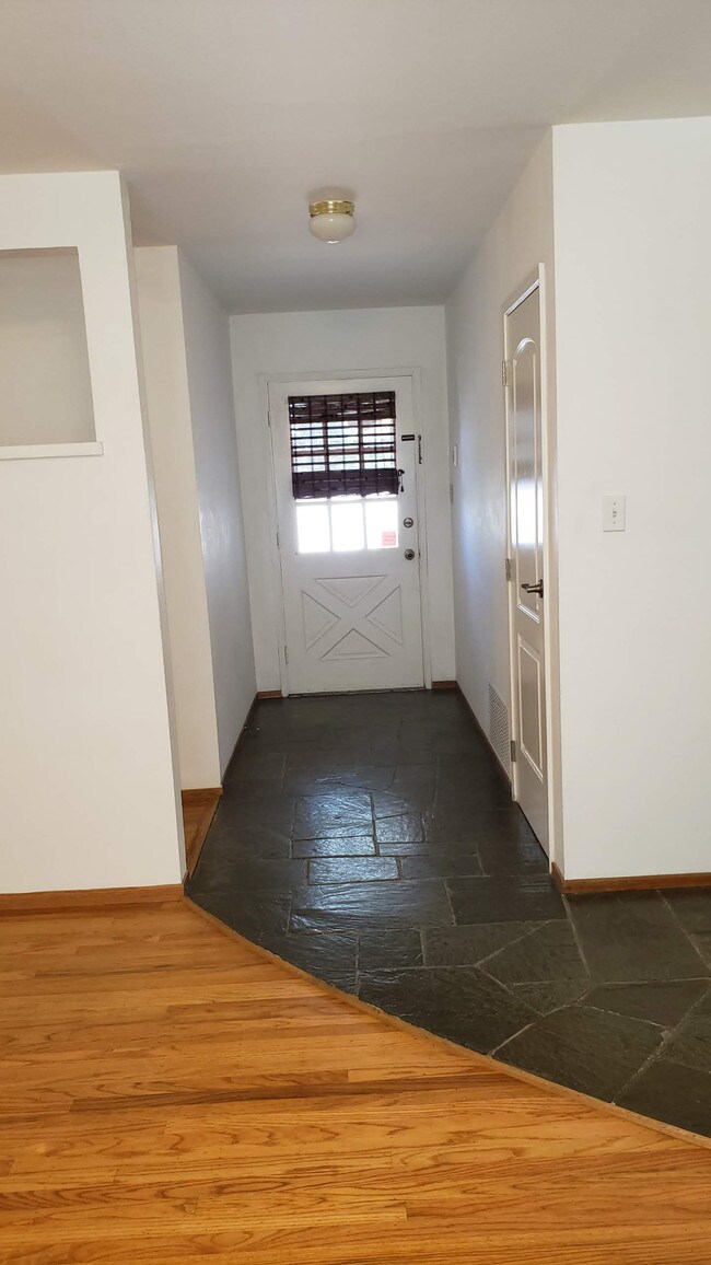 Foto del edificio - 1463 Dentwood Dr