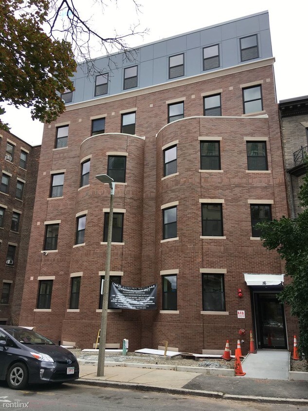 Primary Photo - 16 Peterborough St