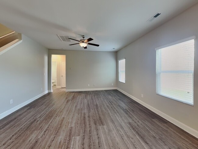 Foto del edificio - 3201 Emerald Ridge Ct