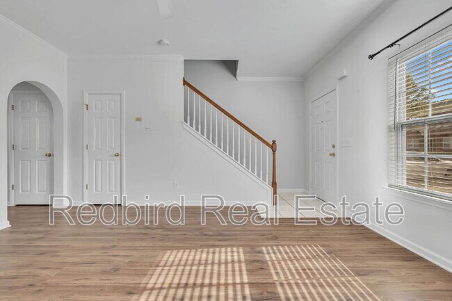 Foto del edificio - 1101 Downs Blvd