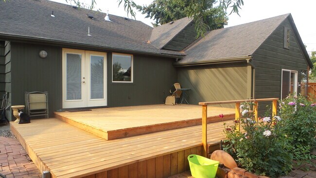 Foto del edificio - APPLICATION PENDING - 2 Bedroom House for ...