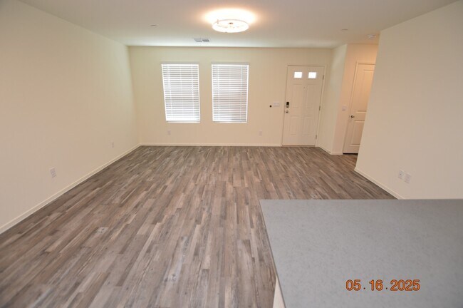 Foto del edificio - 6952 Lynbridge St