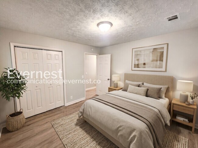 Foto del edificio - 908 Hickory Dr