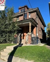 Building Photo - 563 Ossington Ave