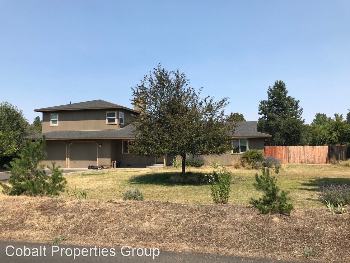 4 br, 2.5 bath House 20888 West View Drive House Rental in Bend, OR
