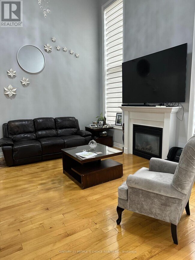 Photo du bâtiment - 69 Fallowfield Rd