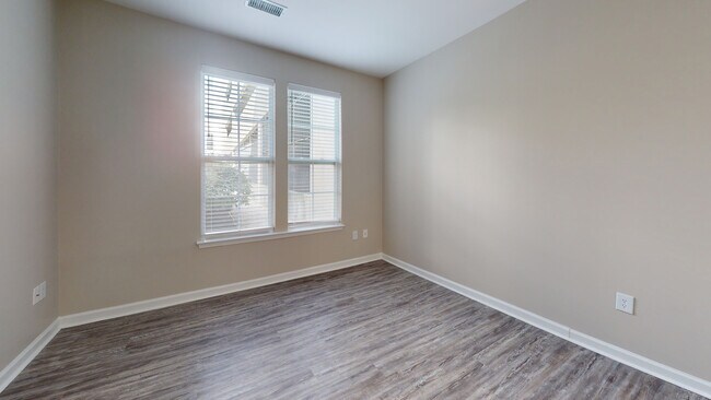 Interior Photo - The Quarters at Towson Town Center