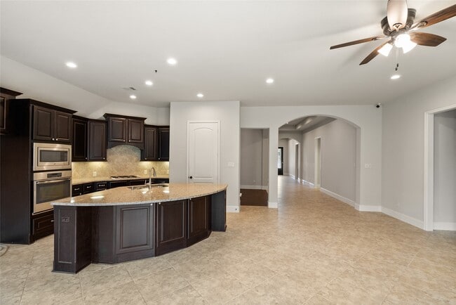 Building Photo - 23411 Reynolds Pond Dr