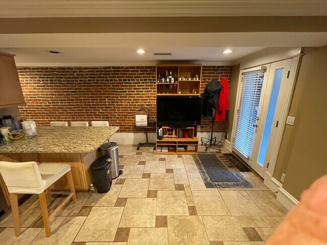 Foto del edificio - 814 9th St NE