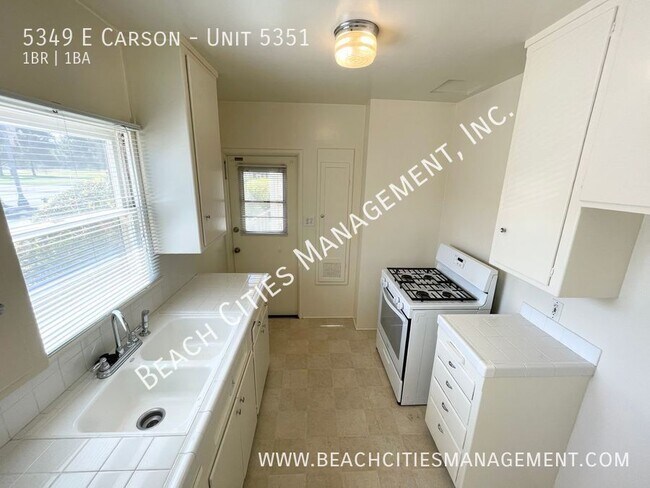 Photo - 5349 E Carson St Apartment