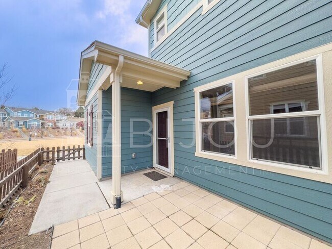Building Photo - 1645 Nellie Ln