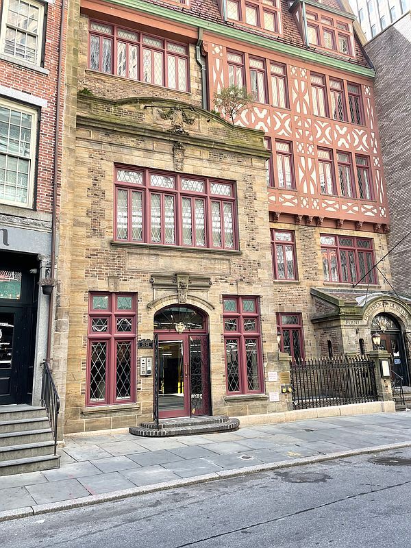 Building Photo - 21-23-23 S William St