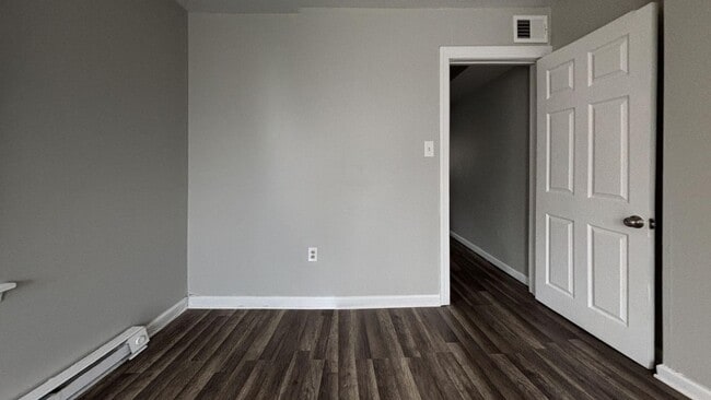 Photo - 2426 N 33rd St Apartment