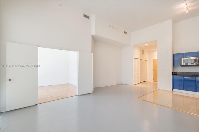Foto del edificio - 253 NE 2nd St