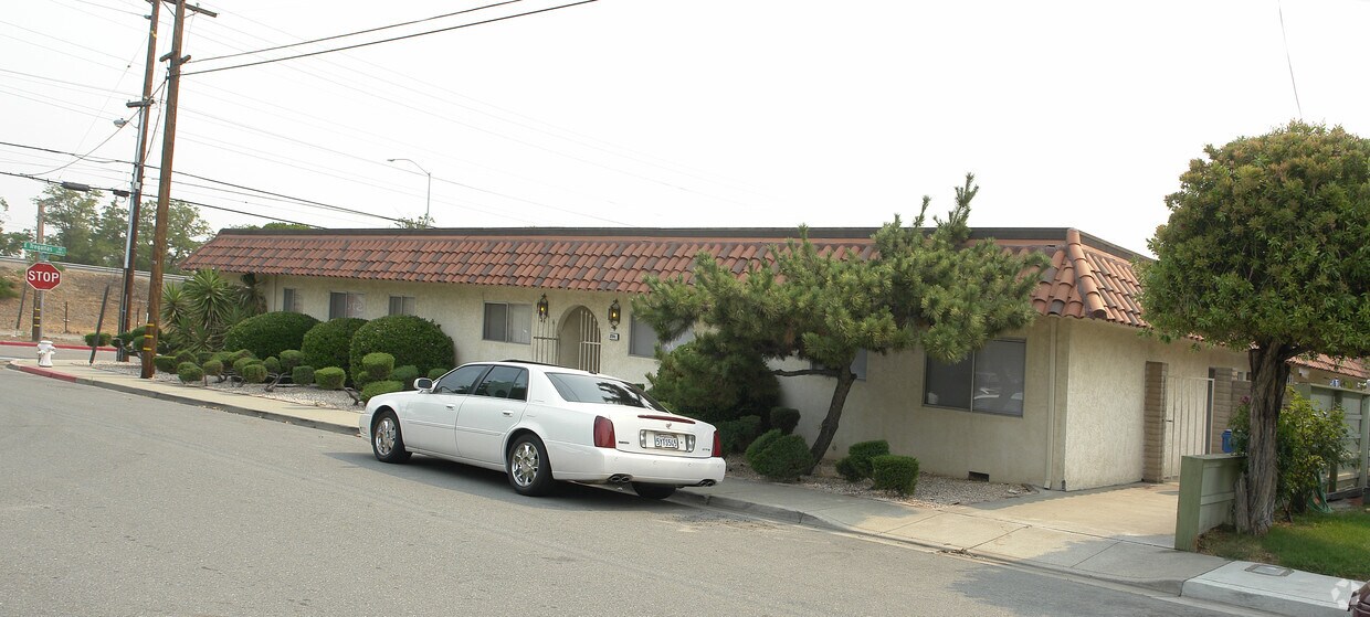 Foto del edificio - 2701 Lincoln Ln