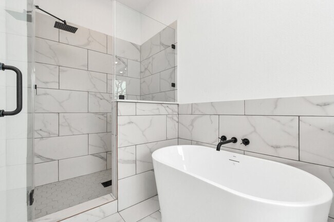 Foto del edificio - 2813 Drew St