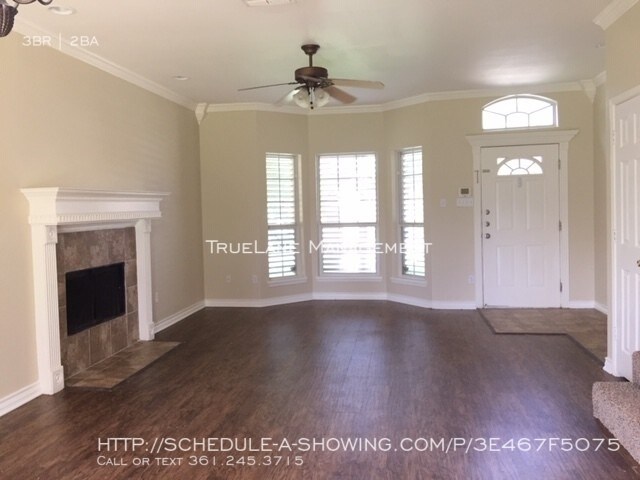 Building Photo - 8009 Rock Crest Dr