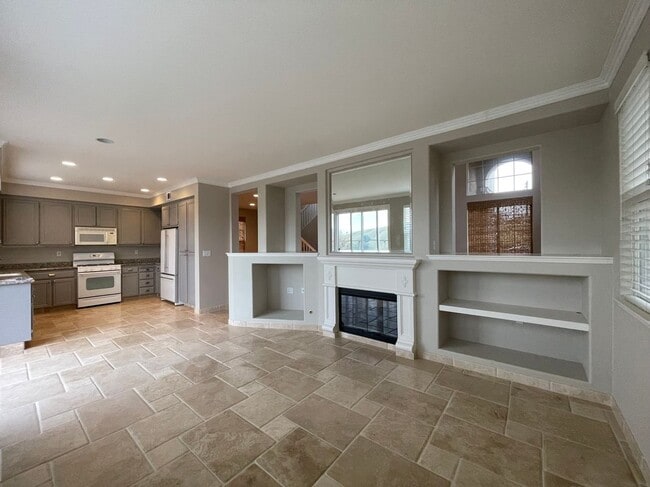 Building Photo - 22530 Princeton Pl