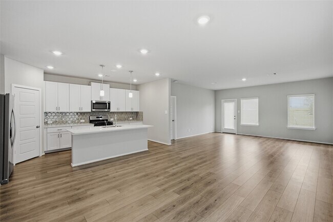 Building Photo - 419 Gram Hl Dr