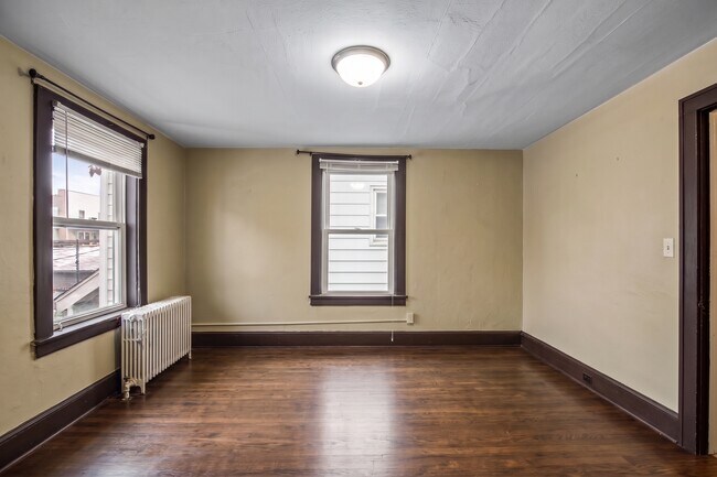 Foto del edificio - 126 N Franklin St