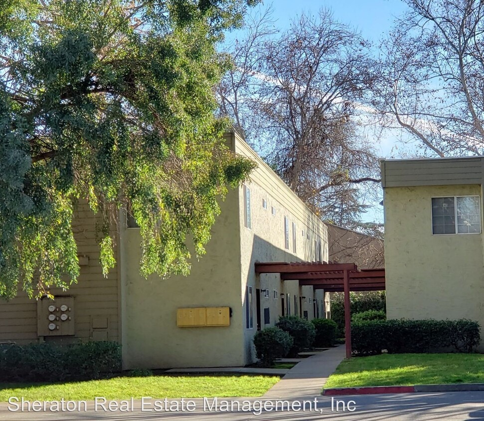 Primary Photo - 747 W 4th Ave