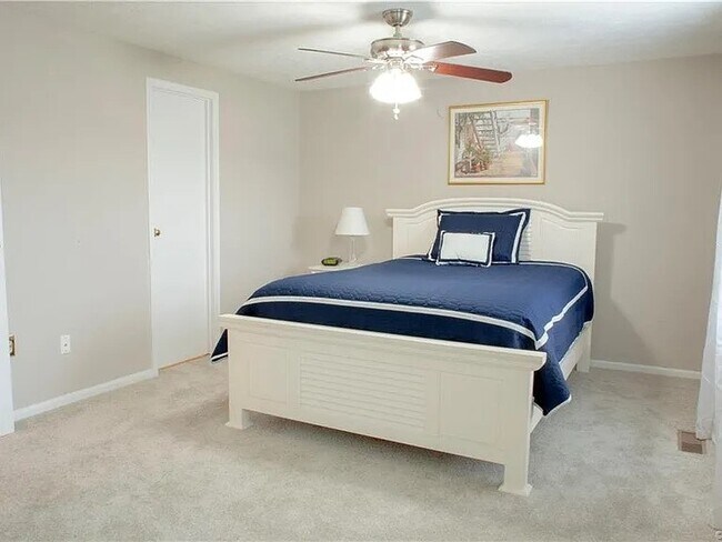 Foto del edificio - 4912 Finnegan Ct