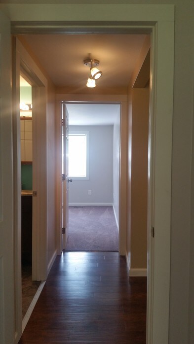 Foto principal - 169 N Main St