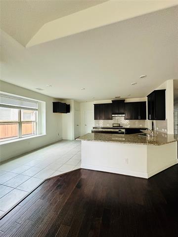 Foto del edificio - 1824 Rio Costilla Rd