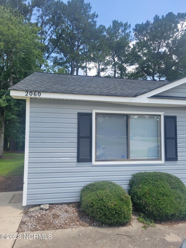 2060 Countrywood Dr, Jacksonville, NC 28540 House Rental in