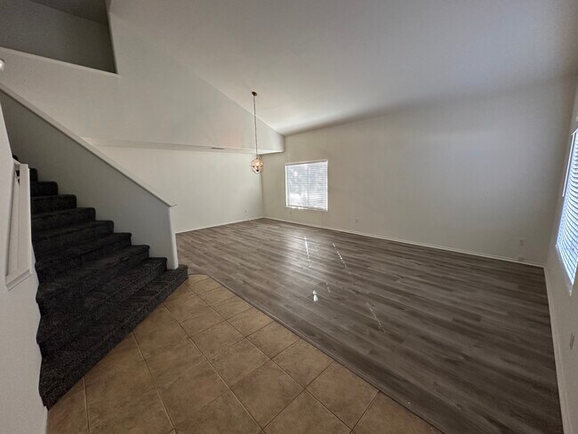 Foto del edificio - 6836 W Avenue L10