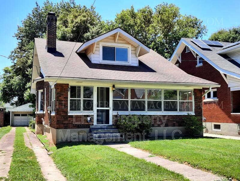 122 Oxford Pl, Louisville, KY 40207 House Rental in Louisville, KY