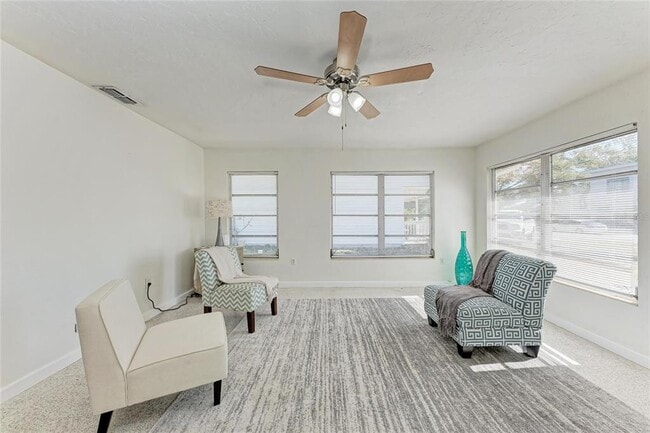 Building Photo - 2253 Arlington St