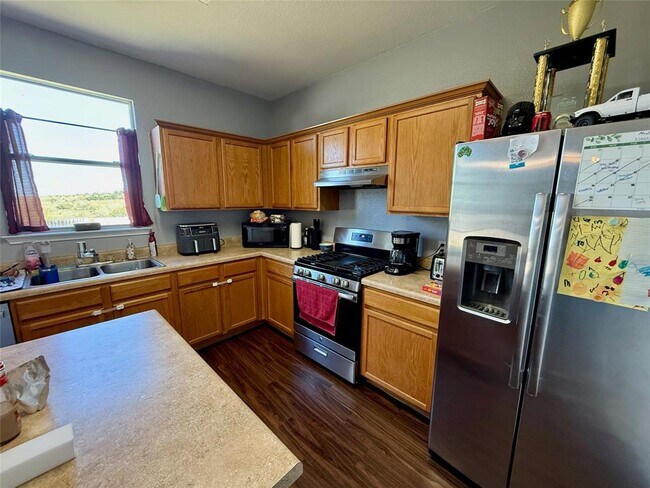 Foto del edificio - 396 Feathergrass Dr