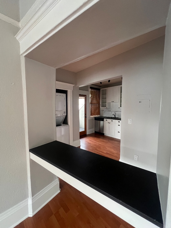 Building Photo - 312 E Olive Pl