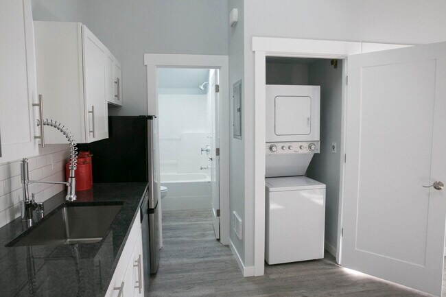 Foto del edificio - 1714 NE 113th St