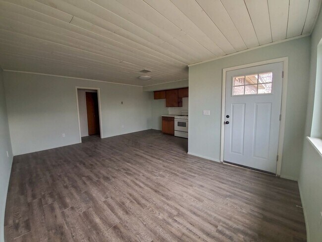 Building Photo - 1115 E Parker St