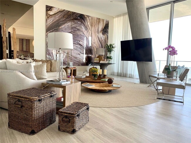 Foto del edificio - 2675 S Bayshore Dr