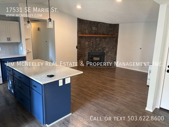 Photo - 17531 SE Marie St House