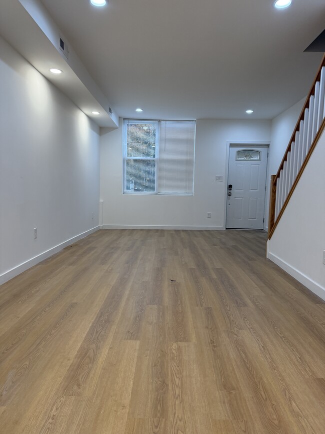 Building Photo - 2503 S 2nd St