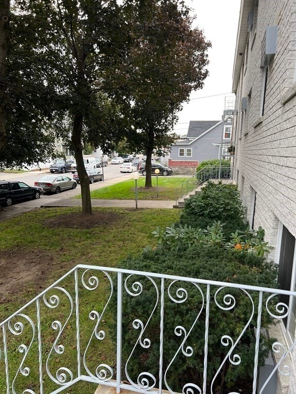 Building Photo - 24-26 Inman St