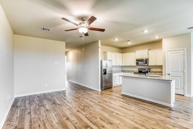 Foto del edificio - 7531 Tipton Meadow Way