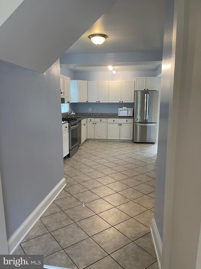 Building Photo - 4605 Davidson Dr