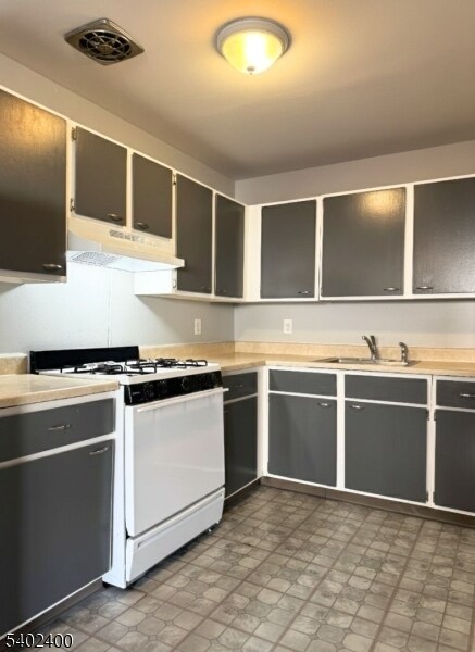 Foto del edificio - 1102 W St Georges Ave