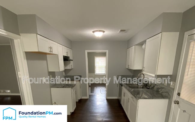 Building Photo - 2564 Lynnfield Rd